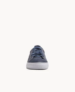 Wayne Canvas Sneaker