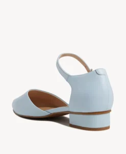 Westie Flat